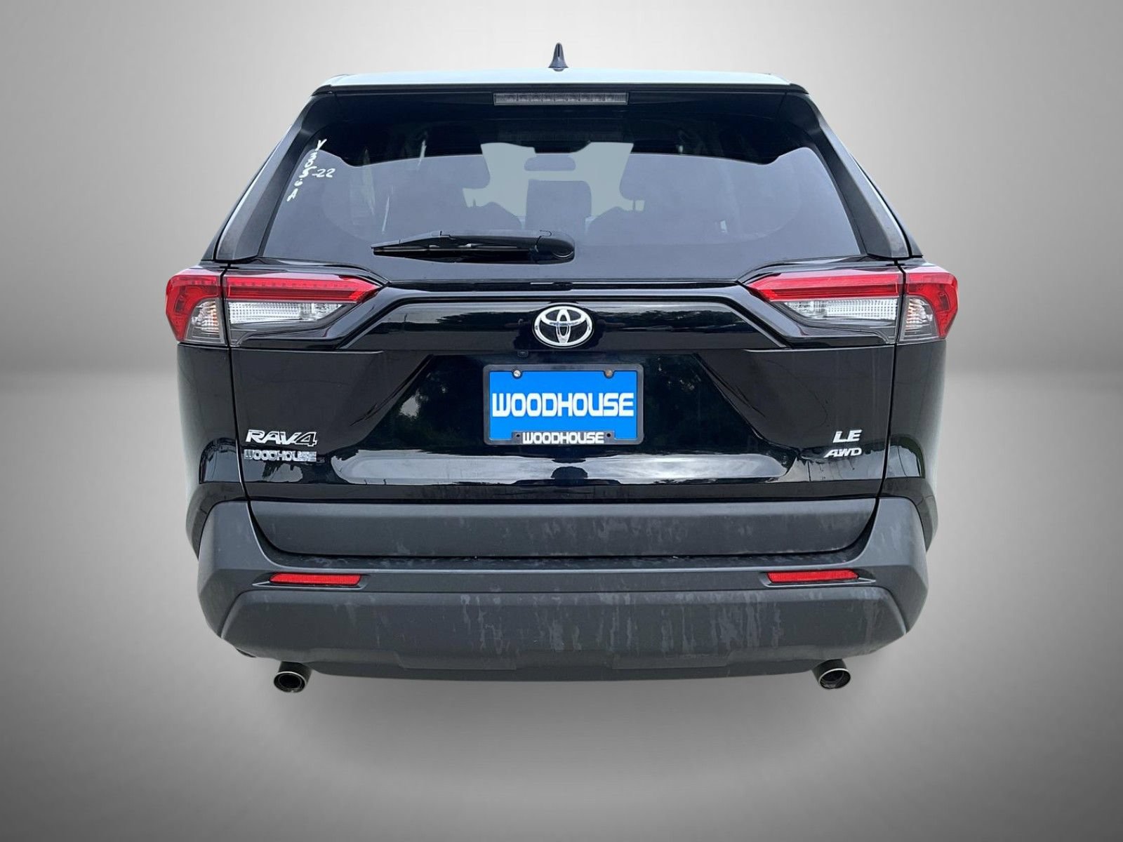 Used 2022 Toyota RAV4 LE AWD/4WD image 6