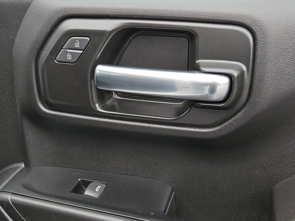 Used 2022 Chevrolet Silverado 1500 Custom image 29