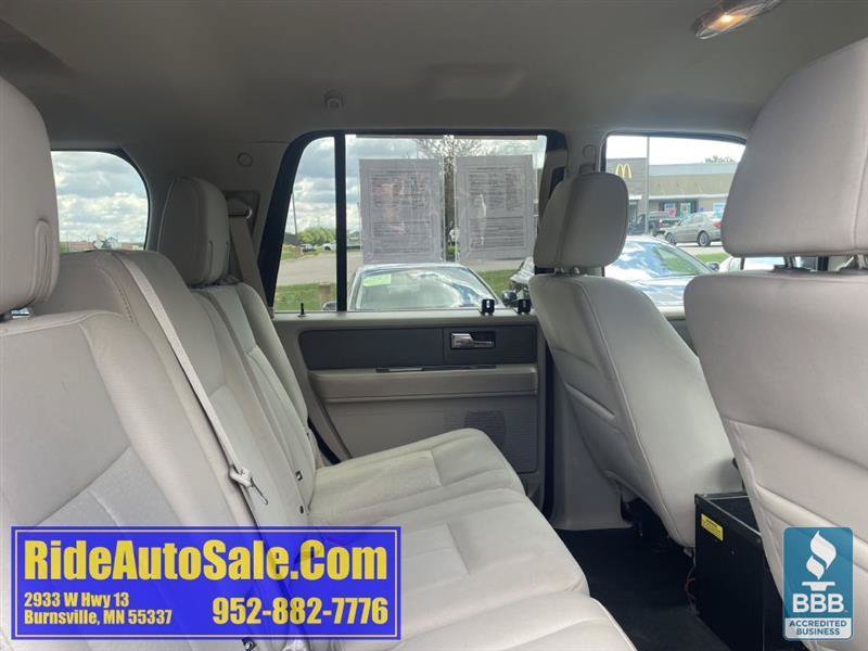 Used 2007 Ford Expedition XLT AWD/4WD image 16