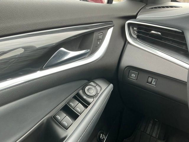 Used 2024 Buick Enclave Essence w/ Experience Buick Package image 24