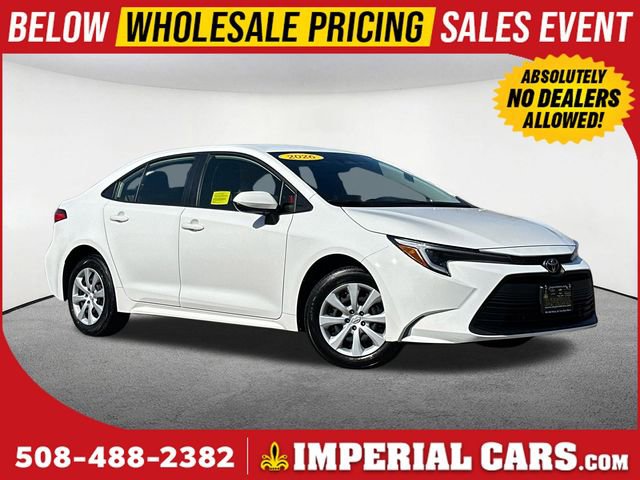 Used 2026 Toyota Corolla LE image 1