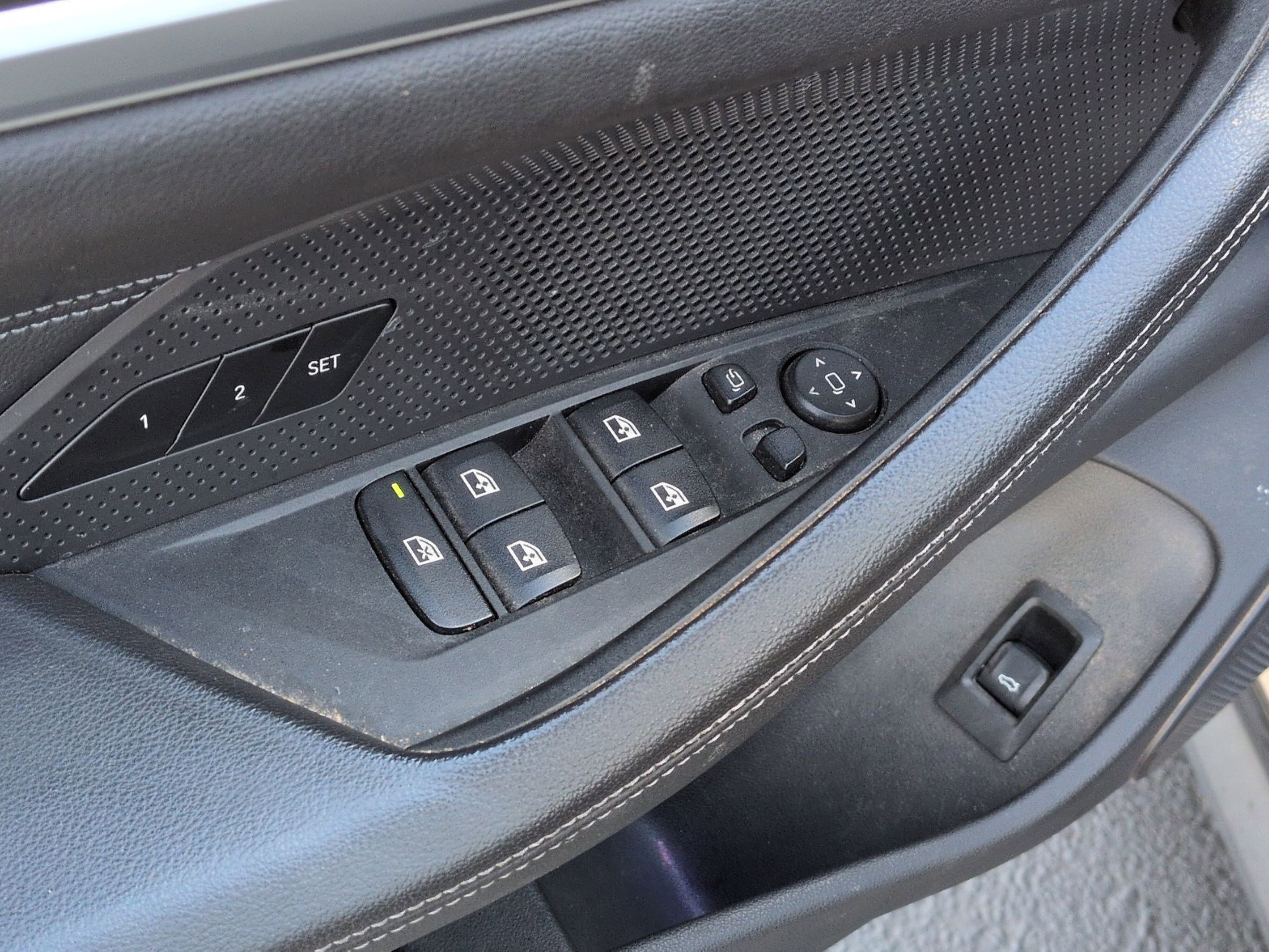 Certified 2023 BMW i4 eDrive35 image 15