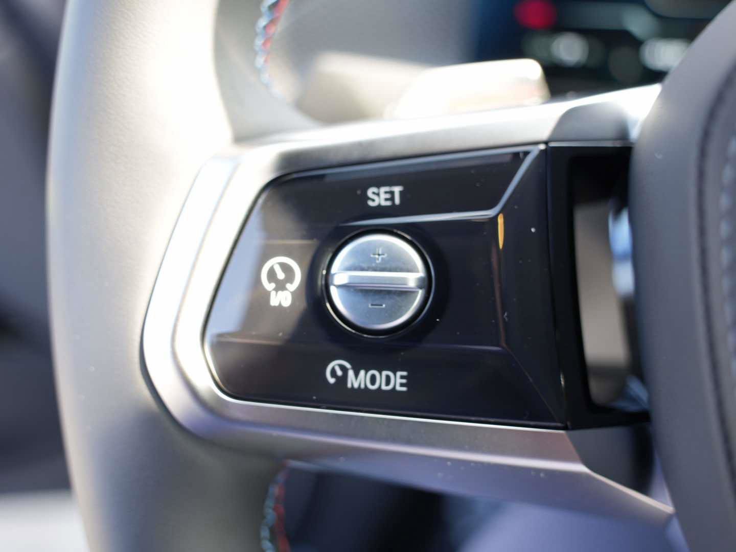 Used 2025 BMW i7 M70 image 11