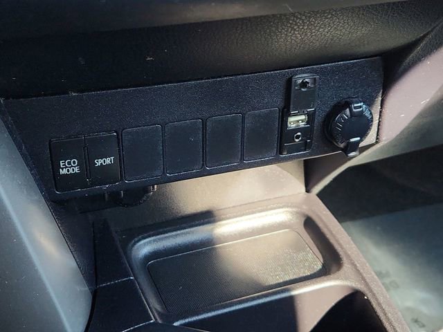 Used 2016 Toyota RAV4 XLE image 43