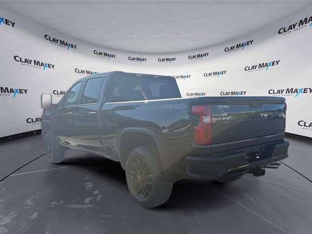 Used 2025 Chevrolet Silverado 2500 Custom w/ Custom Value Package image 3