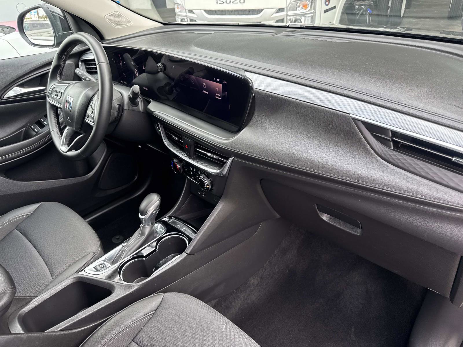 Used 2025 Buick Encore GX Preferred image 29