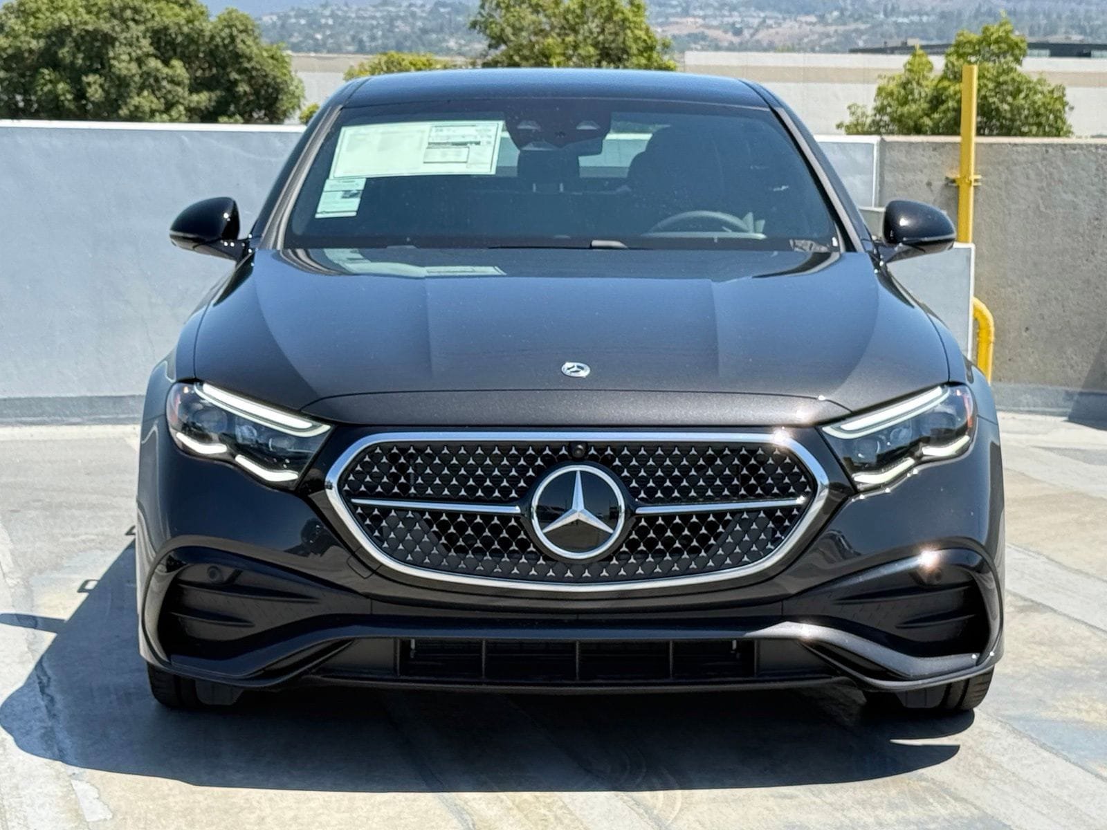 New 2026 Mercedes-Benz E 450 4MATIC Sedan image 4
