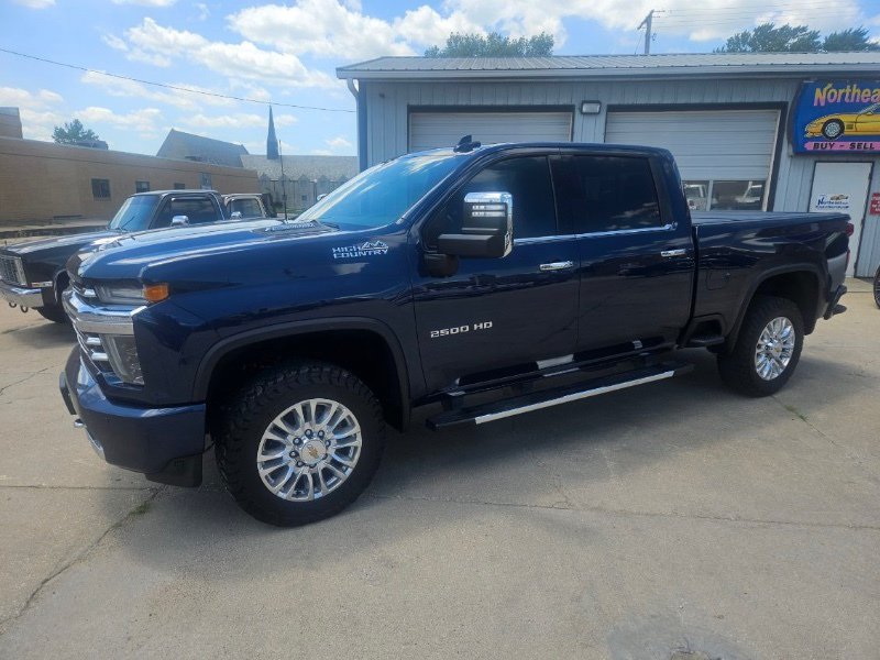 Used 2023 Chevrolet Silverado 2500 High Country w/ Z71 Off-Road Package AWD/4WD image 5