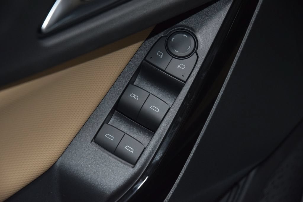 New 2027 Chevrolet Equinox ACTIV w/ Safety and Technology Package FWD image 49