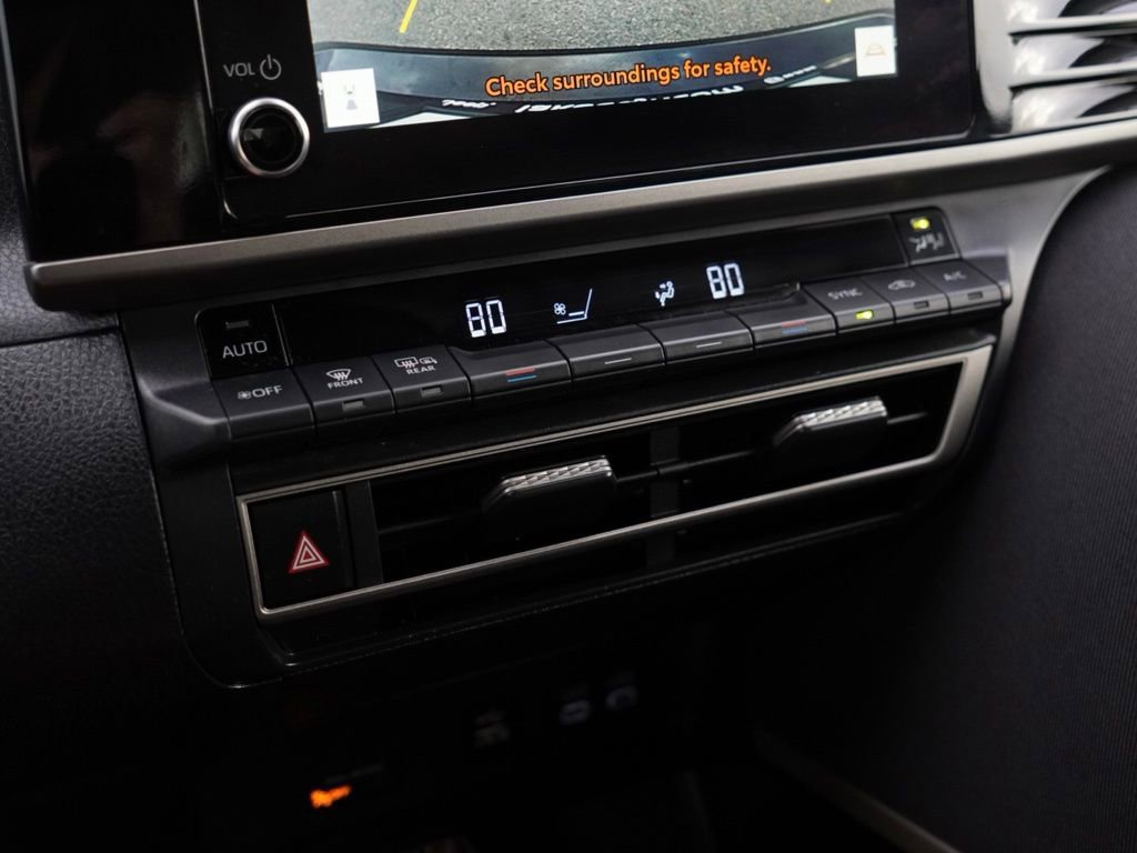 Used 2025 Toyota Camry LE image 16