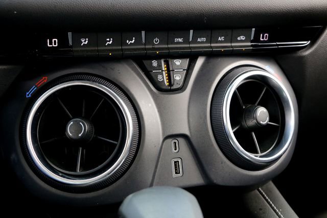 Used 2023 Chevrolet Blazer LT FWD image 18