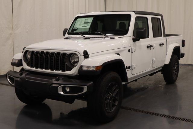 New 2025 Jeep Gladiator Sport AWD/4WD image 5