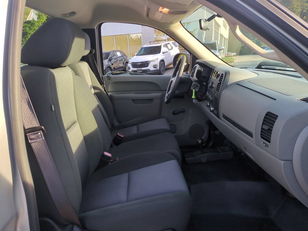 Used 2013 Chevrolet Silverado 1500 W/T AWD/4WD image 20