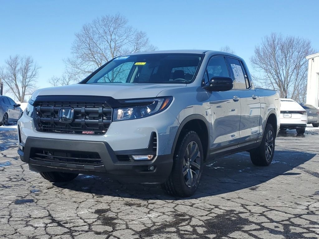 Certified 2024 Honda Ridgeline Sport image 3