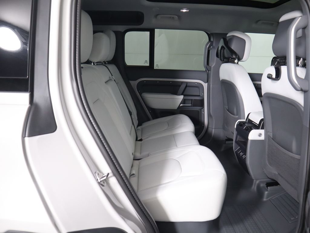 New 2026 Land Rover Defender 110 S image 23