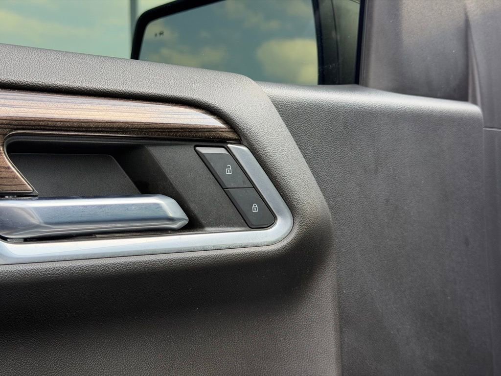 Used 2022 Chevrolet Silverado 1500 RST w/ Convenience Package II image 14