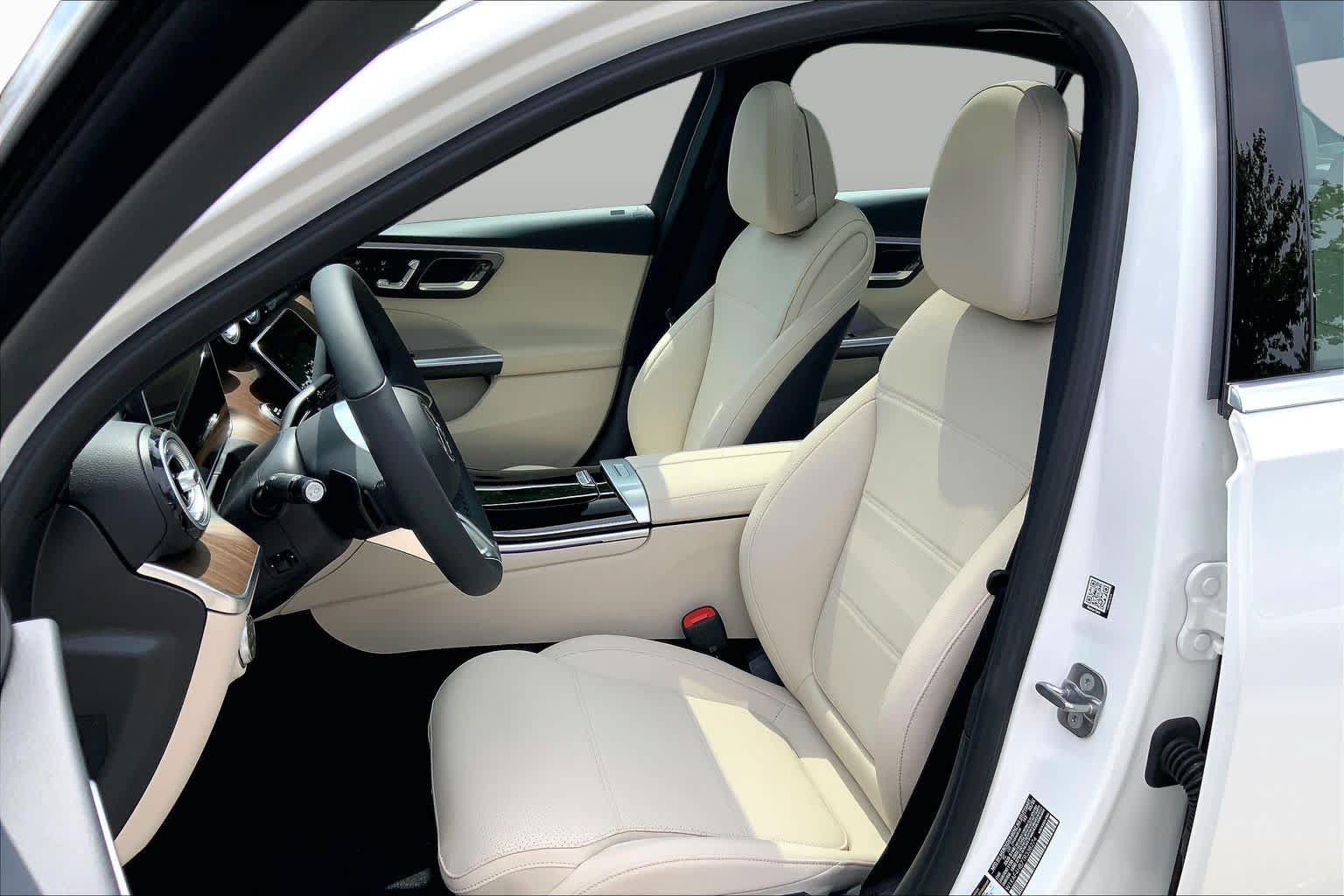 New 2026 Mercedes-Benz C 300 4MATIC Sedan image 12