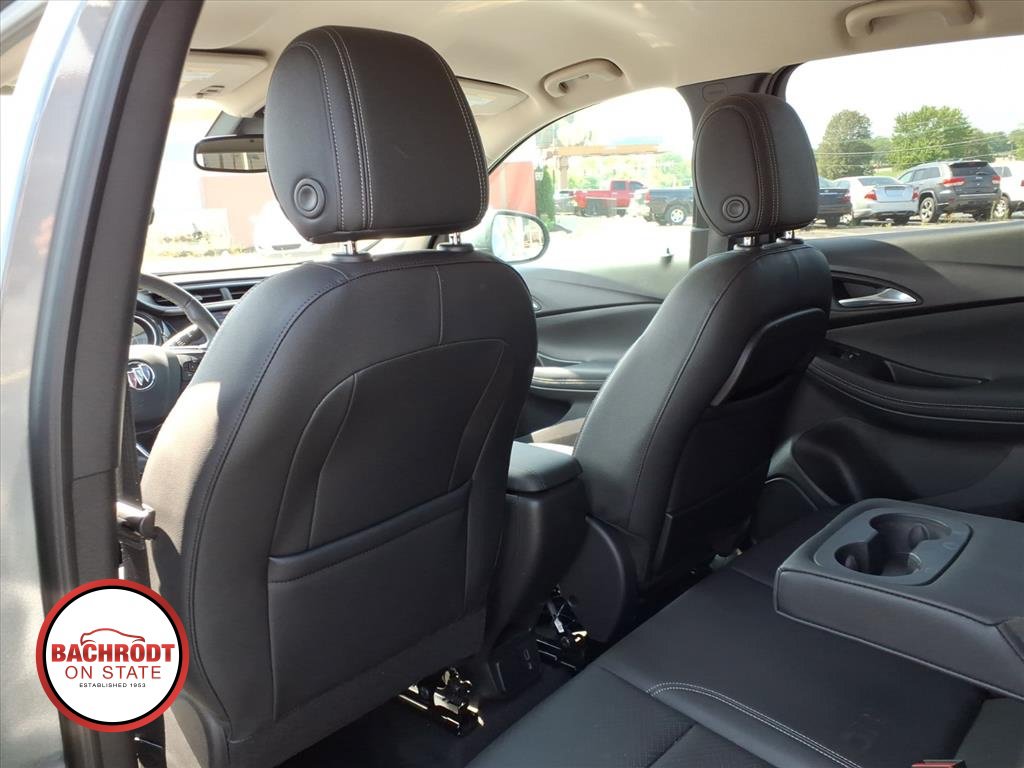 Used 2021 Buick Encore GX Essence FWD image 26