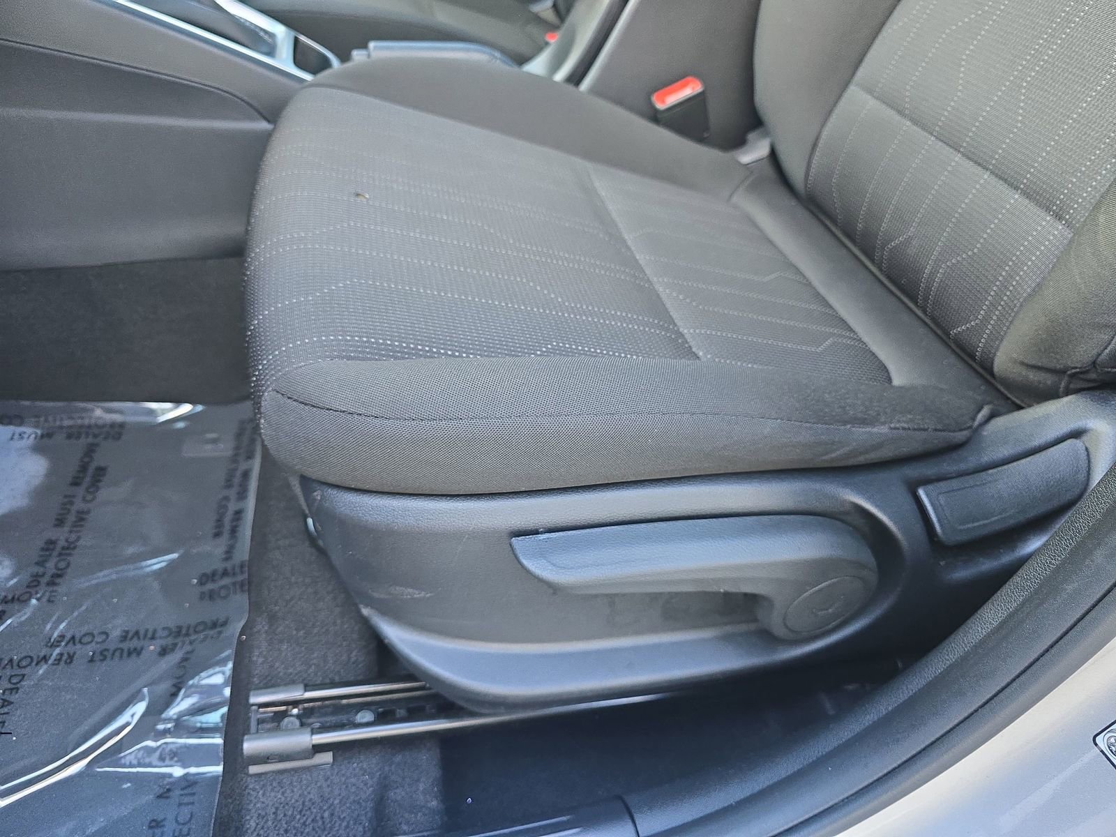 Used 2024 Hyundai Venue SE image 34