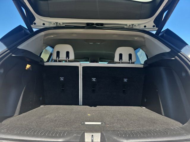 Used 2022 Buick Encore GX Essence w/ Advanced Technology Package image 12