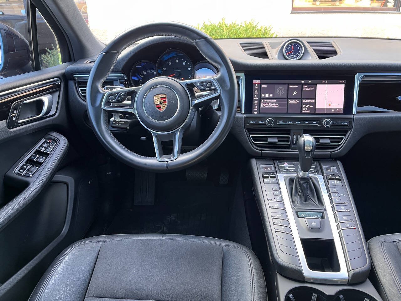 Used 2021 Porsche Macan AWD/4WD image 37