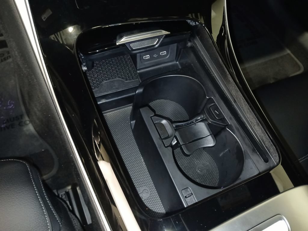 Used 2026 Mercedes-Benz C 300 4MATIC Sedan image 18