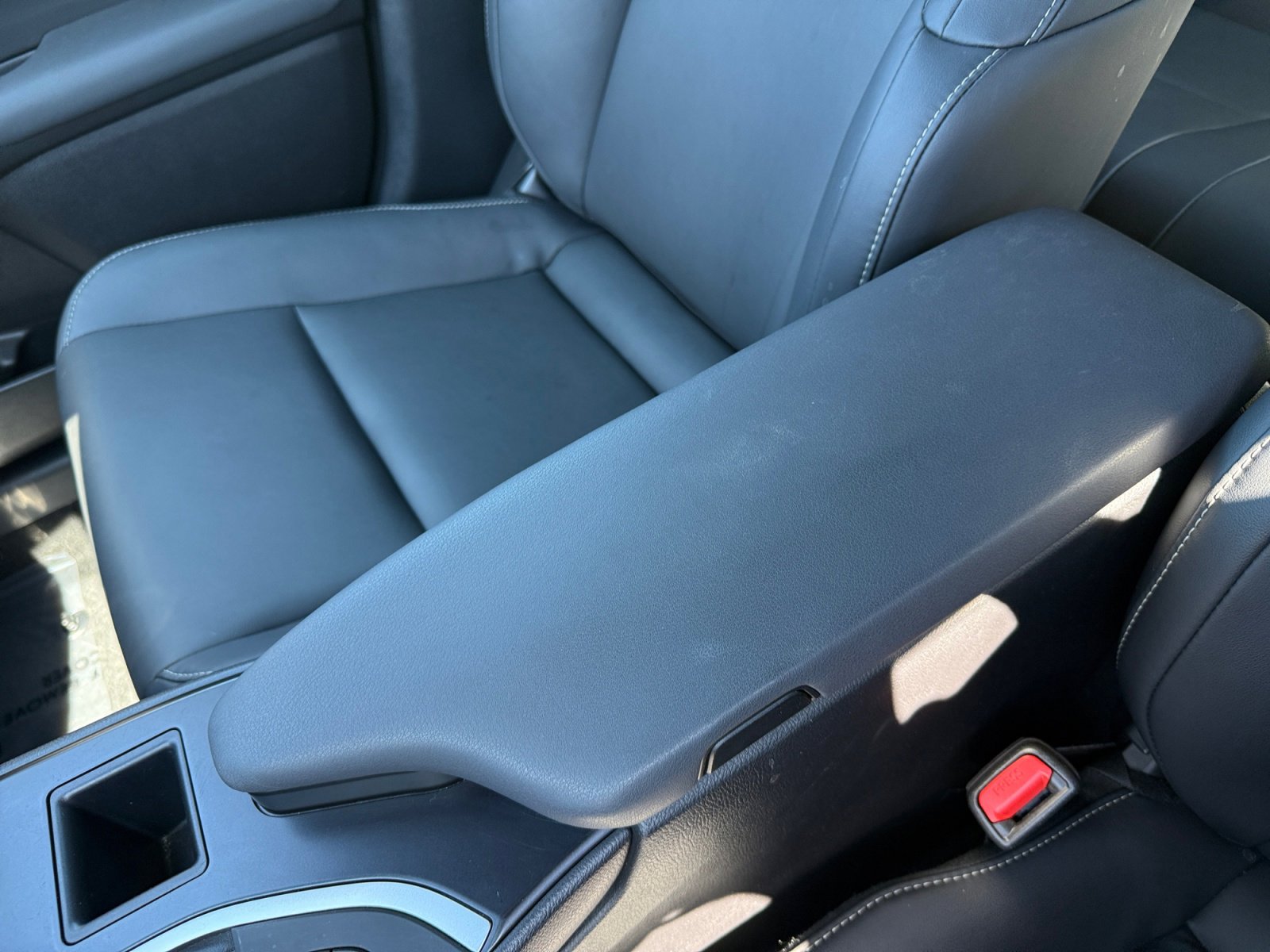 Used 2023 Lexus UX 250h FWD w/ Accessory Package (Z2) image 14