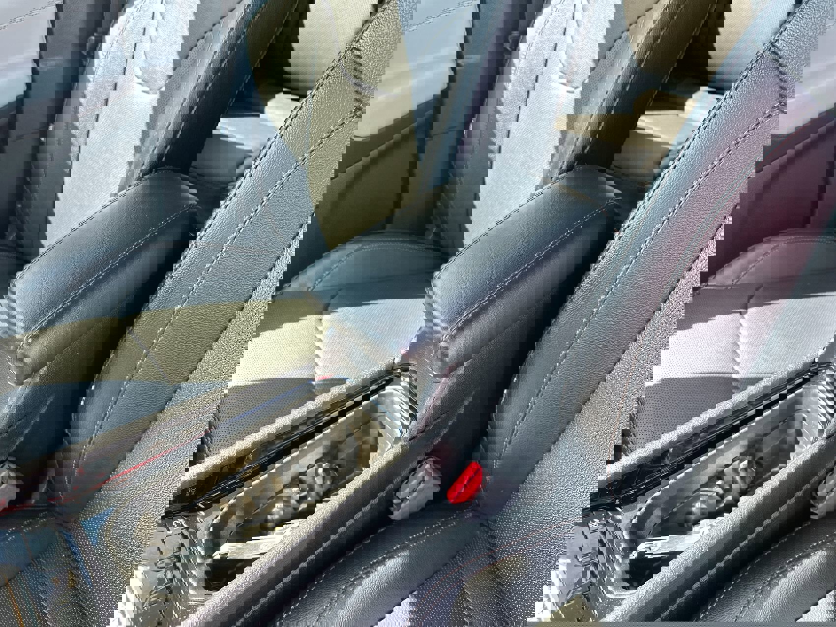 Used 2024 Jeep Compass Limited w/ Elite Group image 21