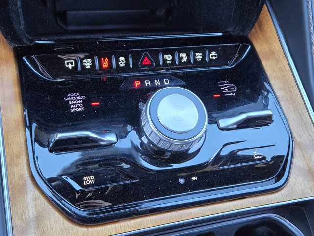 Used 2022 Jeep Grand Wagoneer Series III w/ Rear Seat Video Group 1 image 33