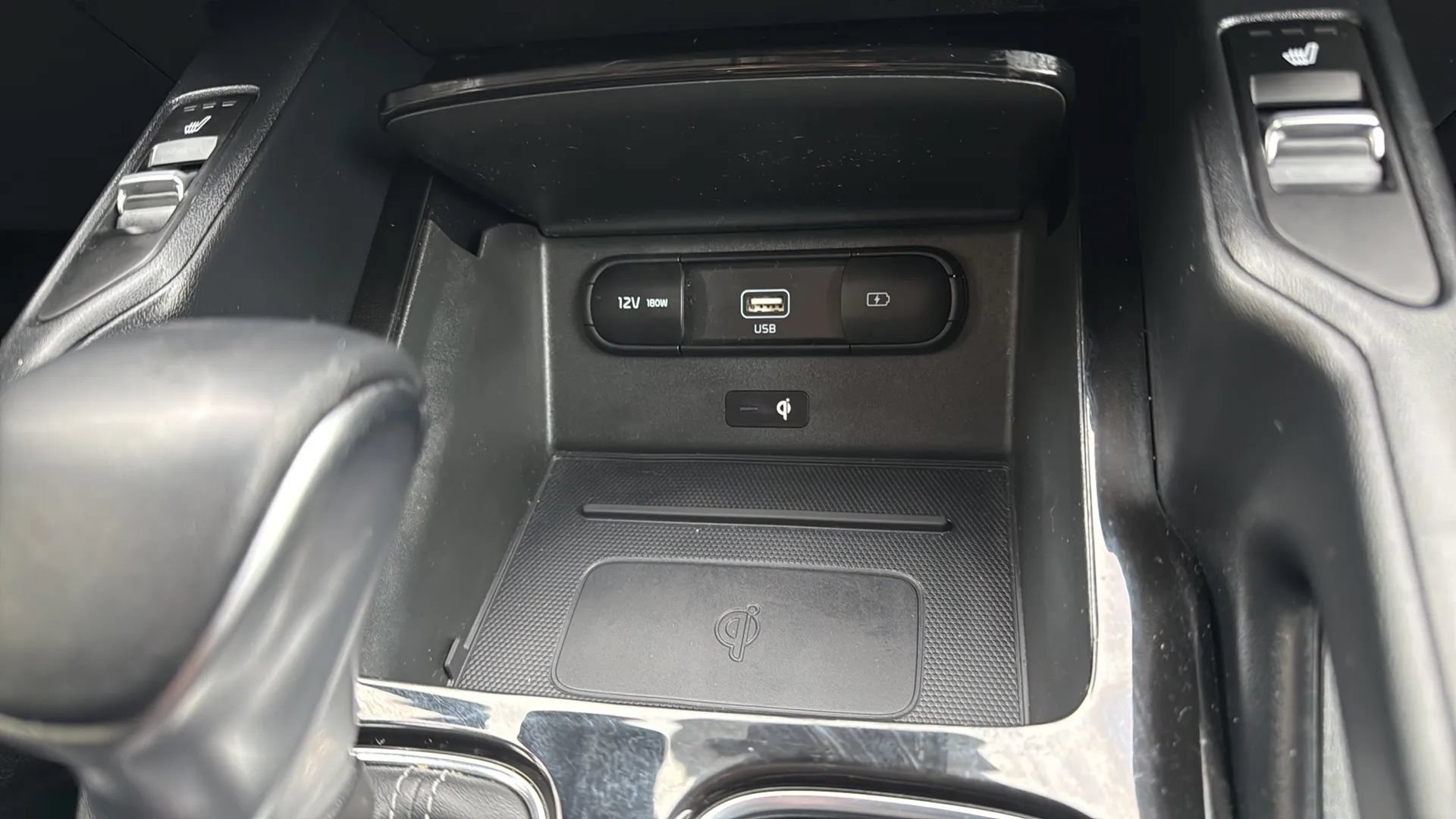 Used 2022 Kia Telluride S AWD/4WD image 19