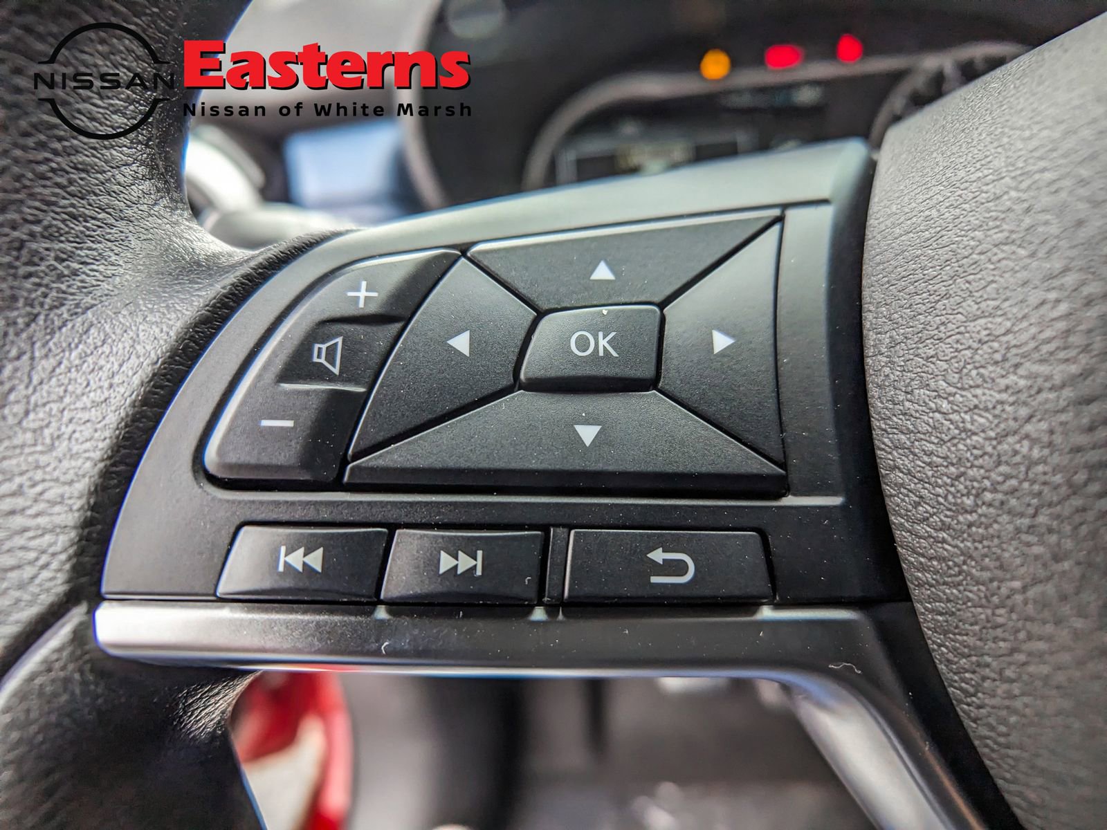 New 2025 Nissan Versa SV w/ Trunk Package image 16