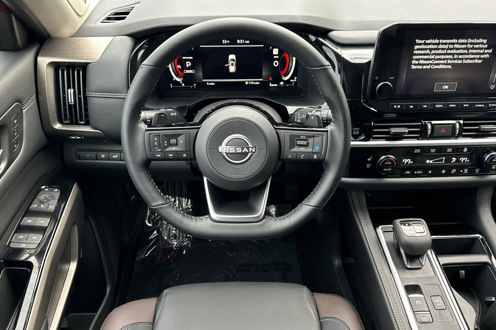 New 2025 Nissan Pathfinder Platinum w/ Black Appearance Package image 17