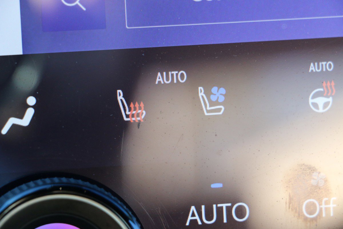 Used 2024 Lexus RX 350 FWD image 23