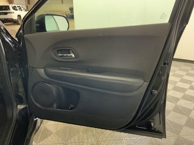 Used 2021 Honda HR-V LX image 26