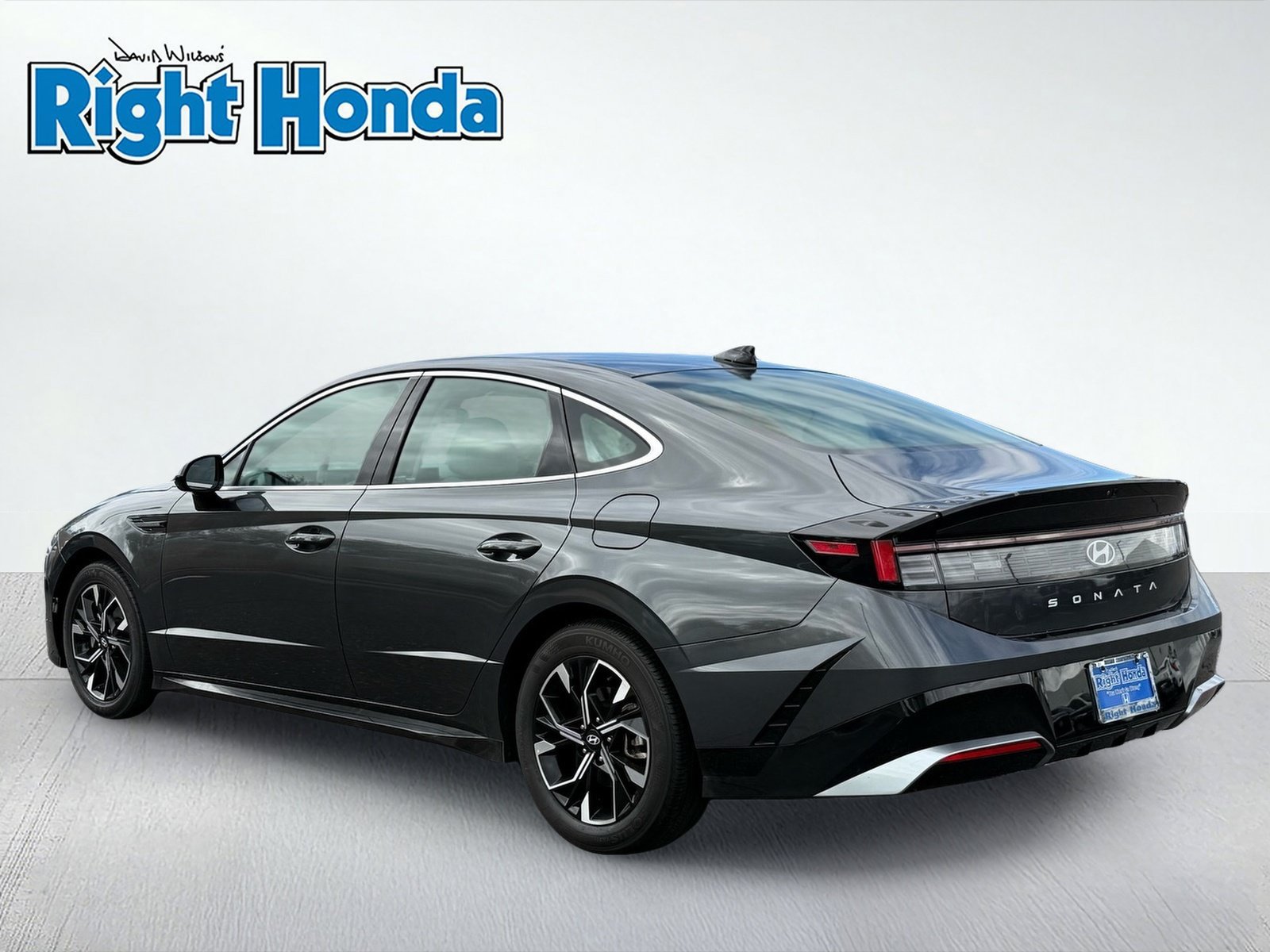 Used 2025 Hyundai Sonata SEL FWD image 4