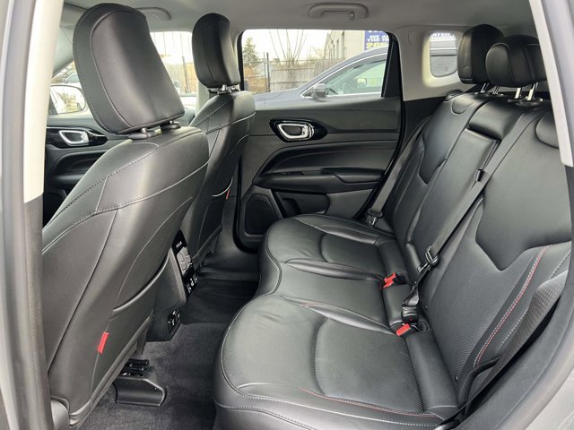 Certified 2022 Jeep Compass Trailhawk w/ Trailhawk Elite Group image 9