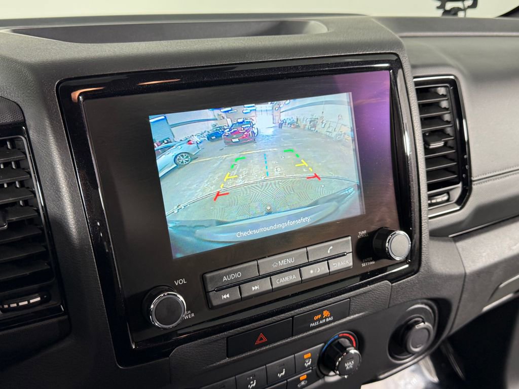 Used 2023 Nissan Frontier SV w/ Midnight Edition Package image 18