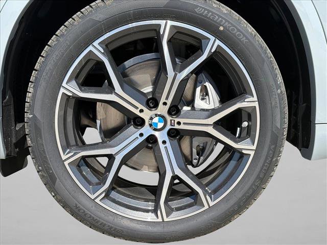 New 2026 BMW X5 xDrive40i w/ M Sport Package image 10