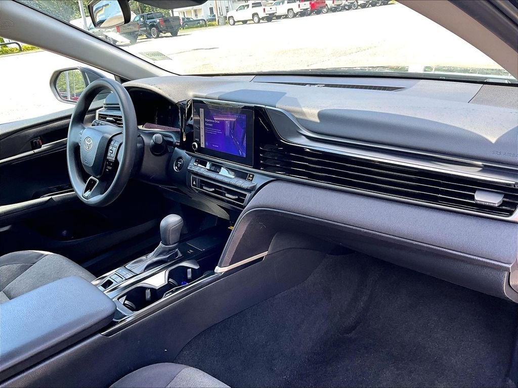 Used 2025 Toyota Camry LE FWD image 14