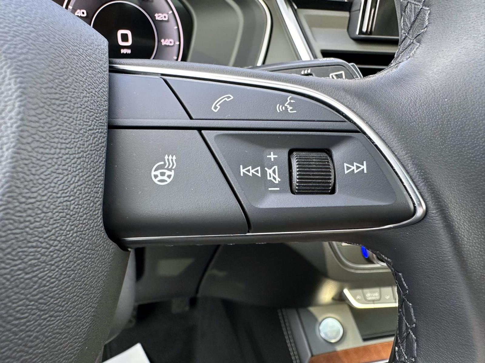 Used 2023 Audi Q5 2.0T Premium Plus w/ Premium Plus Package AWD/4WD image 19