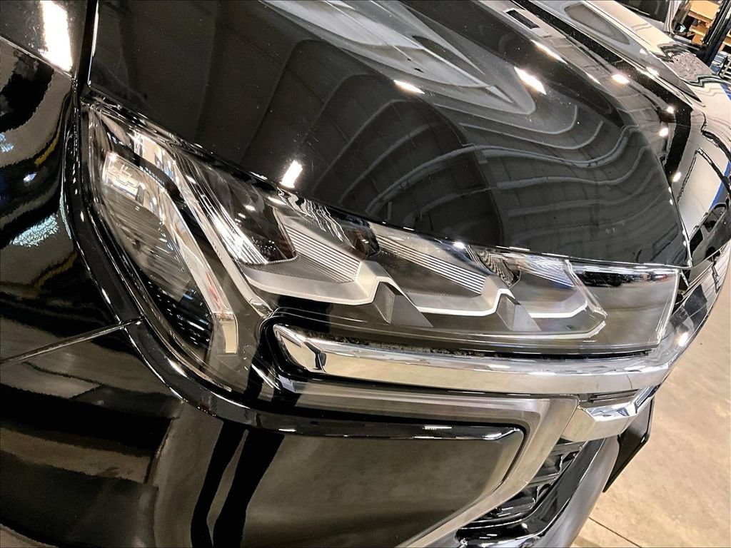 Used 2023 Chevrolet Tahoe LS AWD/4WD image 34