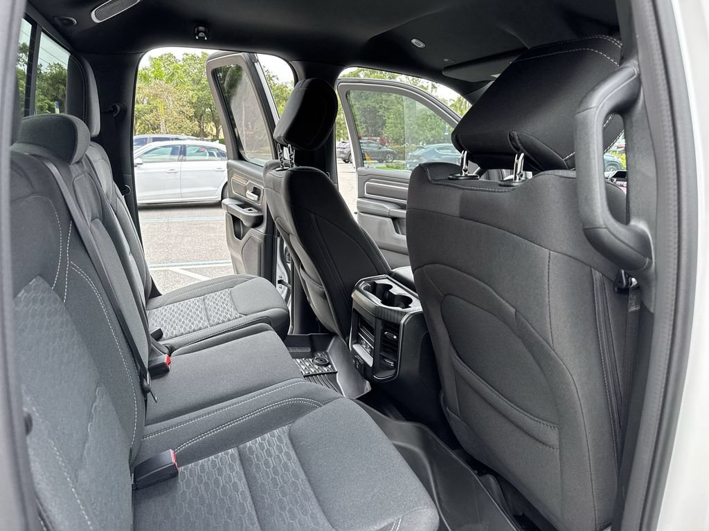 Used 2025 RAM 1500 Big Horn AWD/4WD image 33