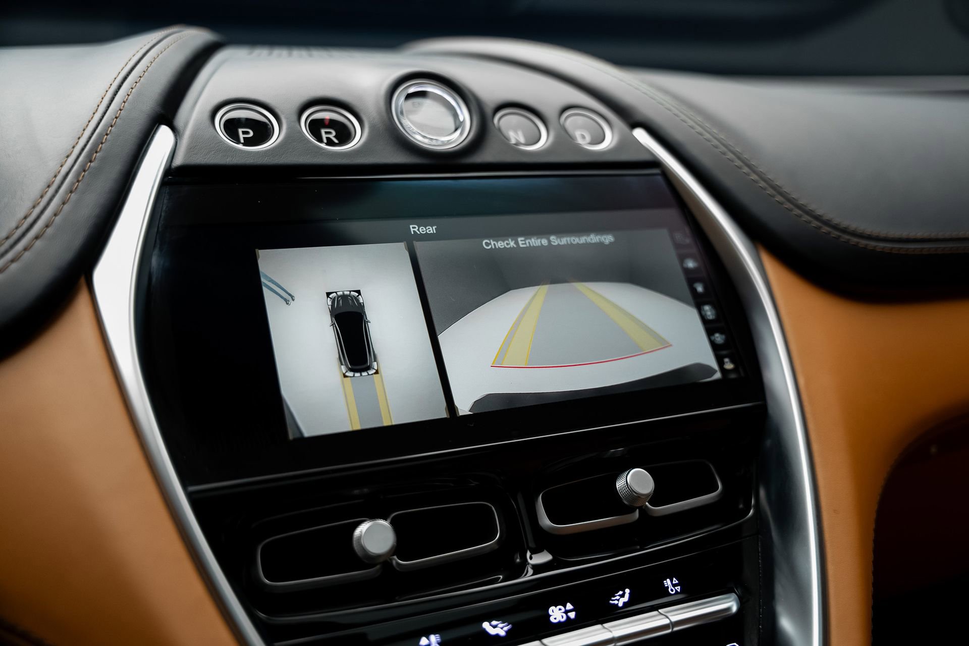 Used 2023 Aston Martin DBX AWD/4WD image 48
