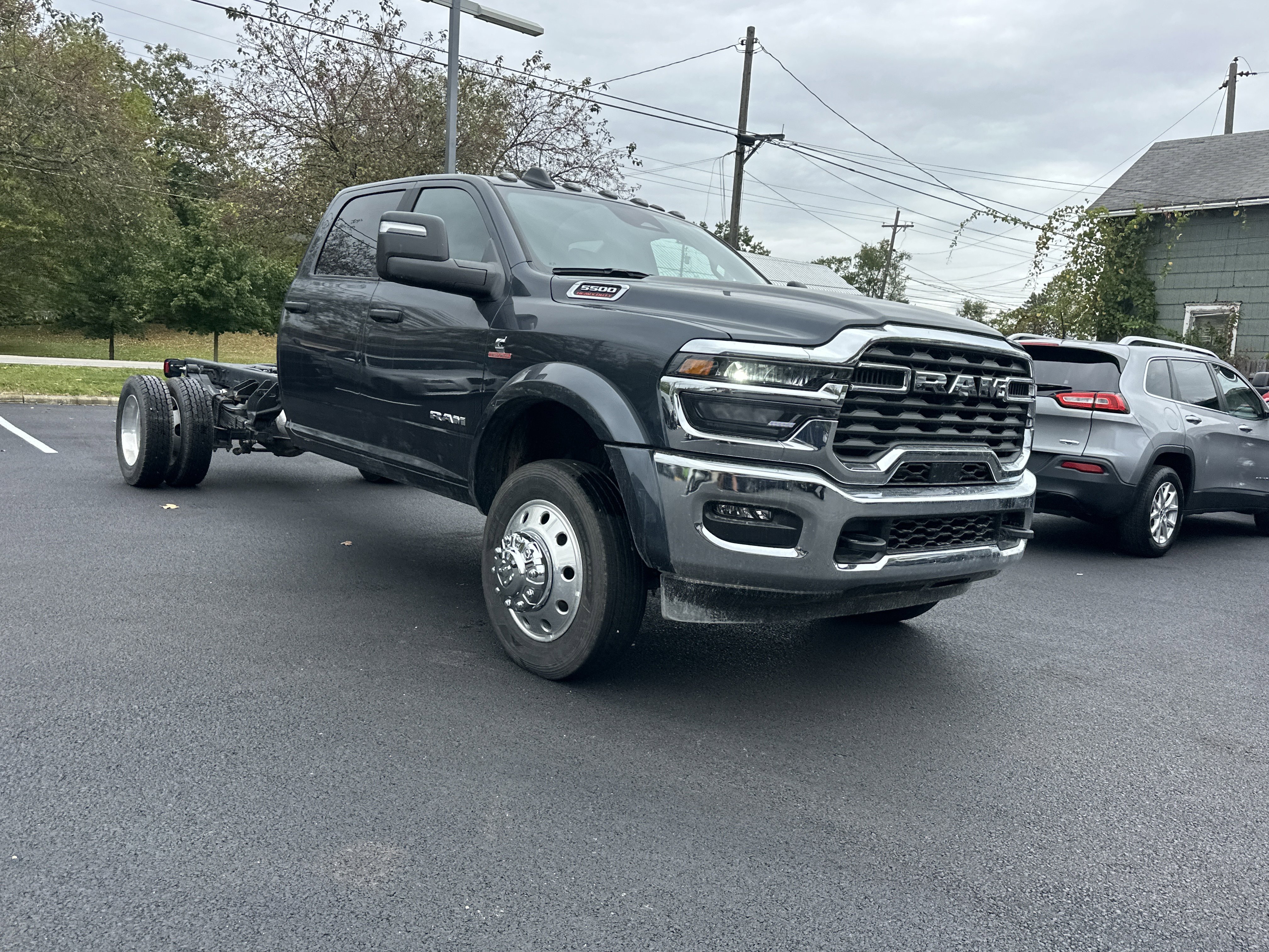 New 2026 RAM 5500 4x4 Crew Cab image 21