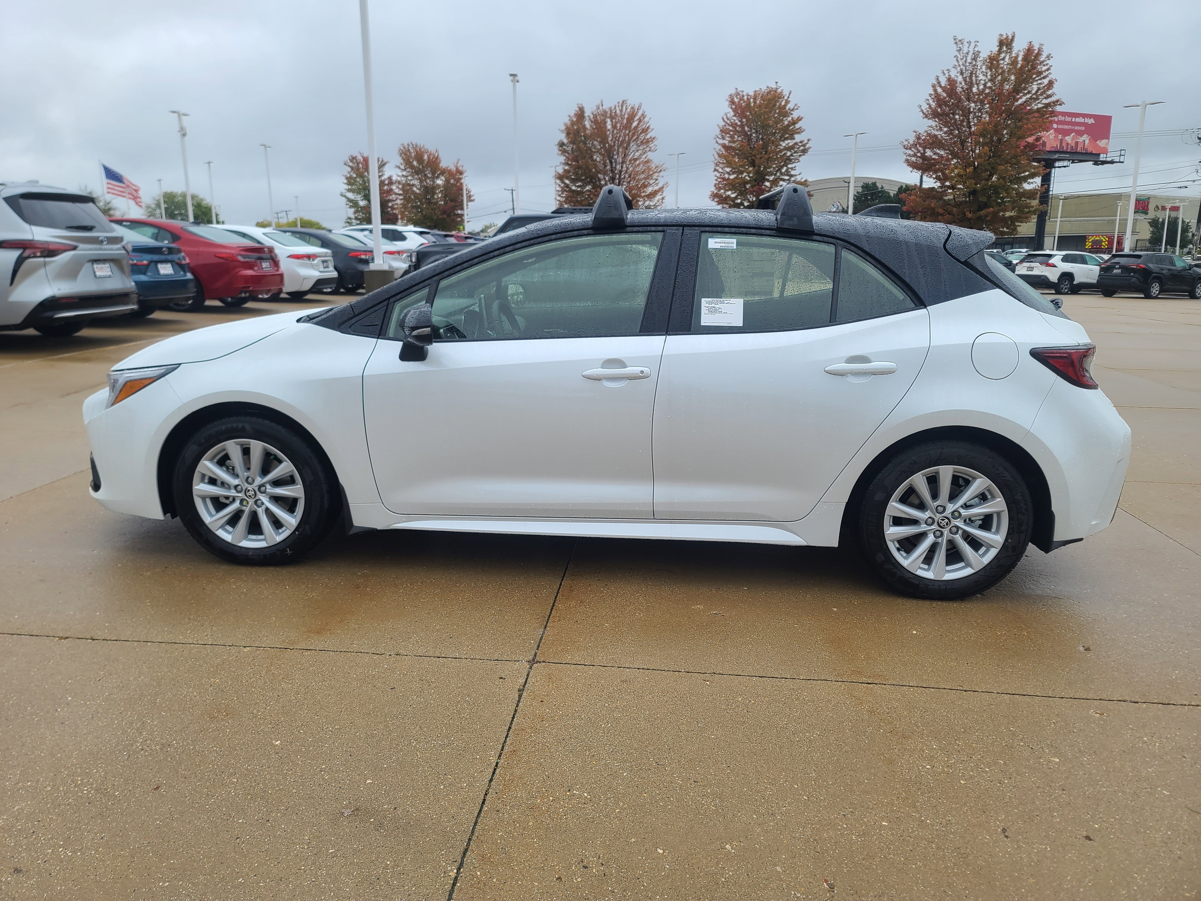 New 2025 Toyota Corolla SE image 7