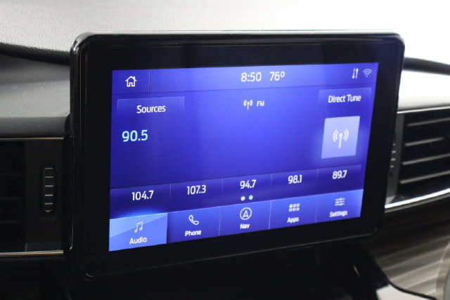 Used 2021 Ford Explorer Limited w/ Equipment Group 301A AWD/4WD image 29