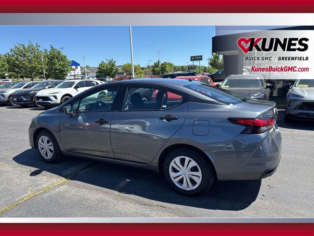 Used 2024 Nissan Versa S FWD image 13
