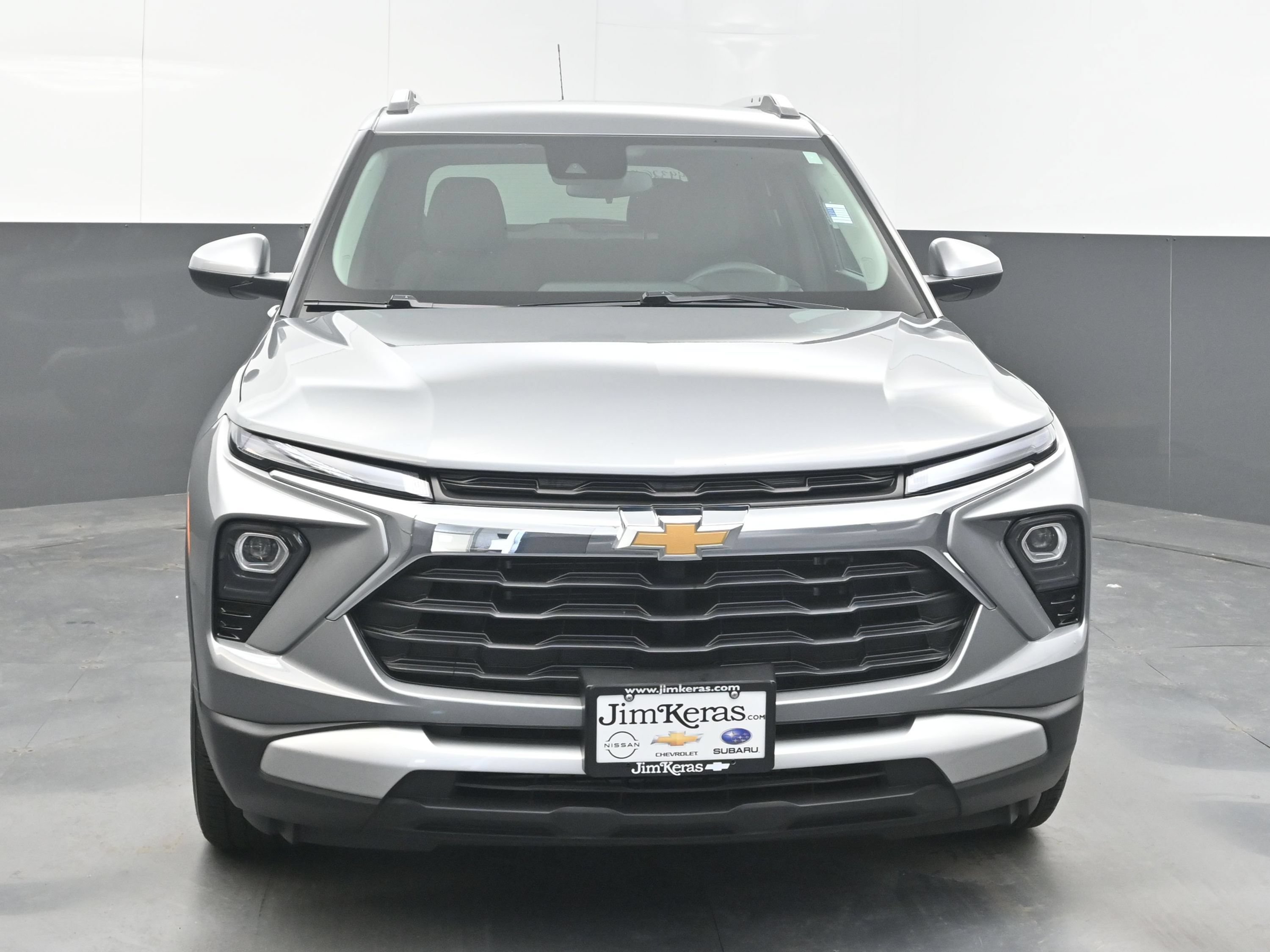 Used 2025 Chevrolet TrailBlazer LT FWD image 3