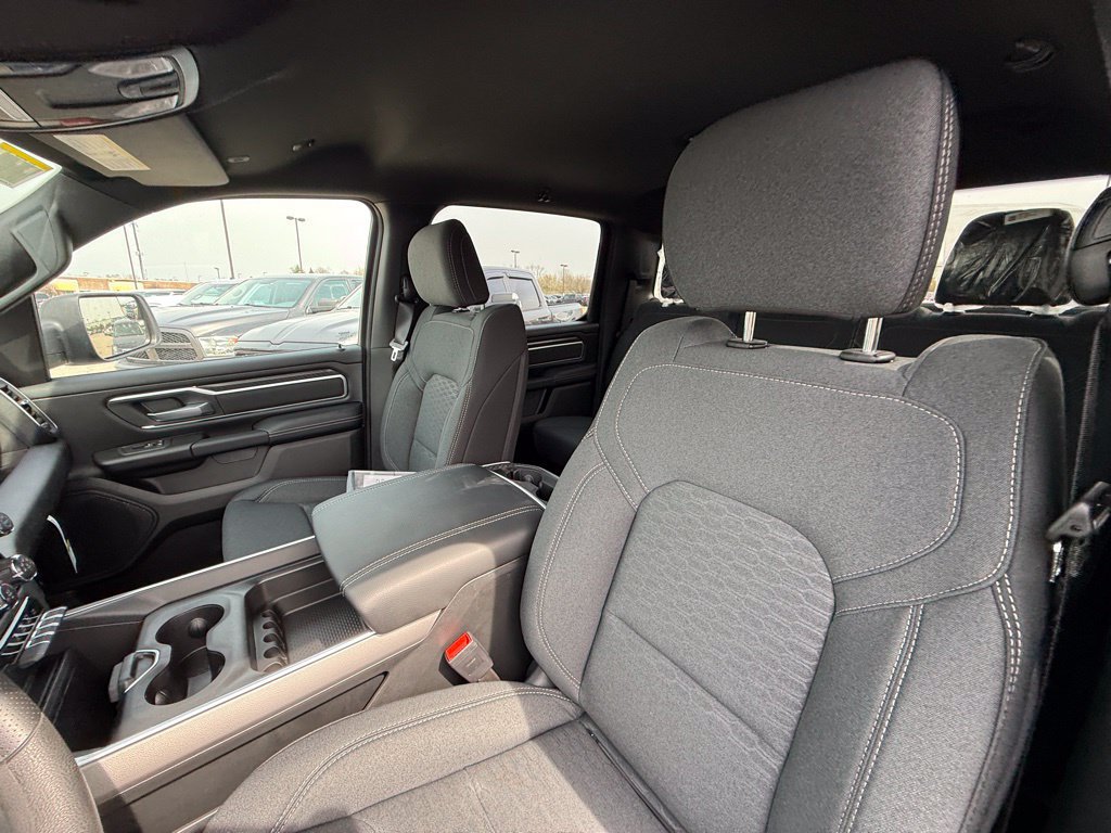 New 2026 RAM 1500 Big Horn AWD/4WD image 13