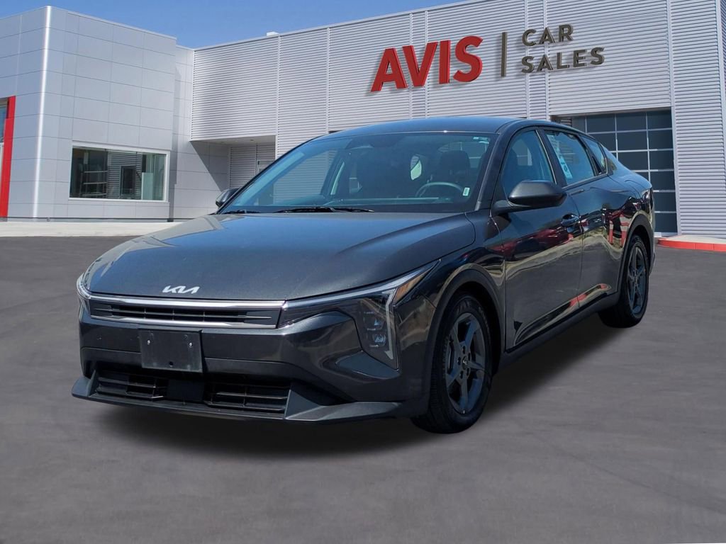 Used 2025 Kia K4 FWD image 1